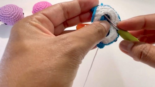 How To Crochet Amigurumi Whale 2