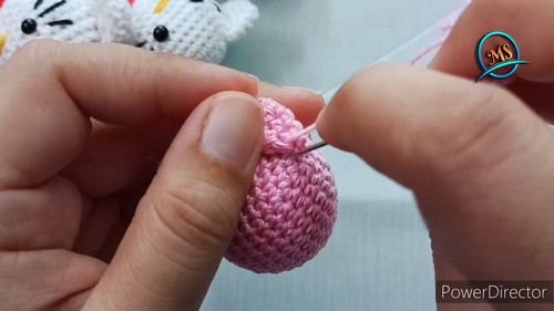 How To Crochet Kitty Pencil Topper 2